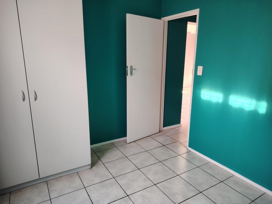 To Let 2 Bedroom Property for Rent in Morgenster Western Cape